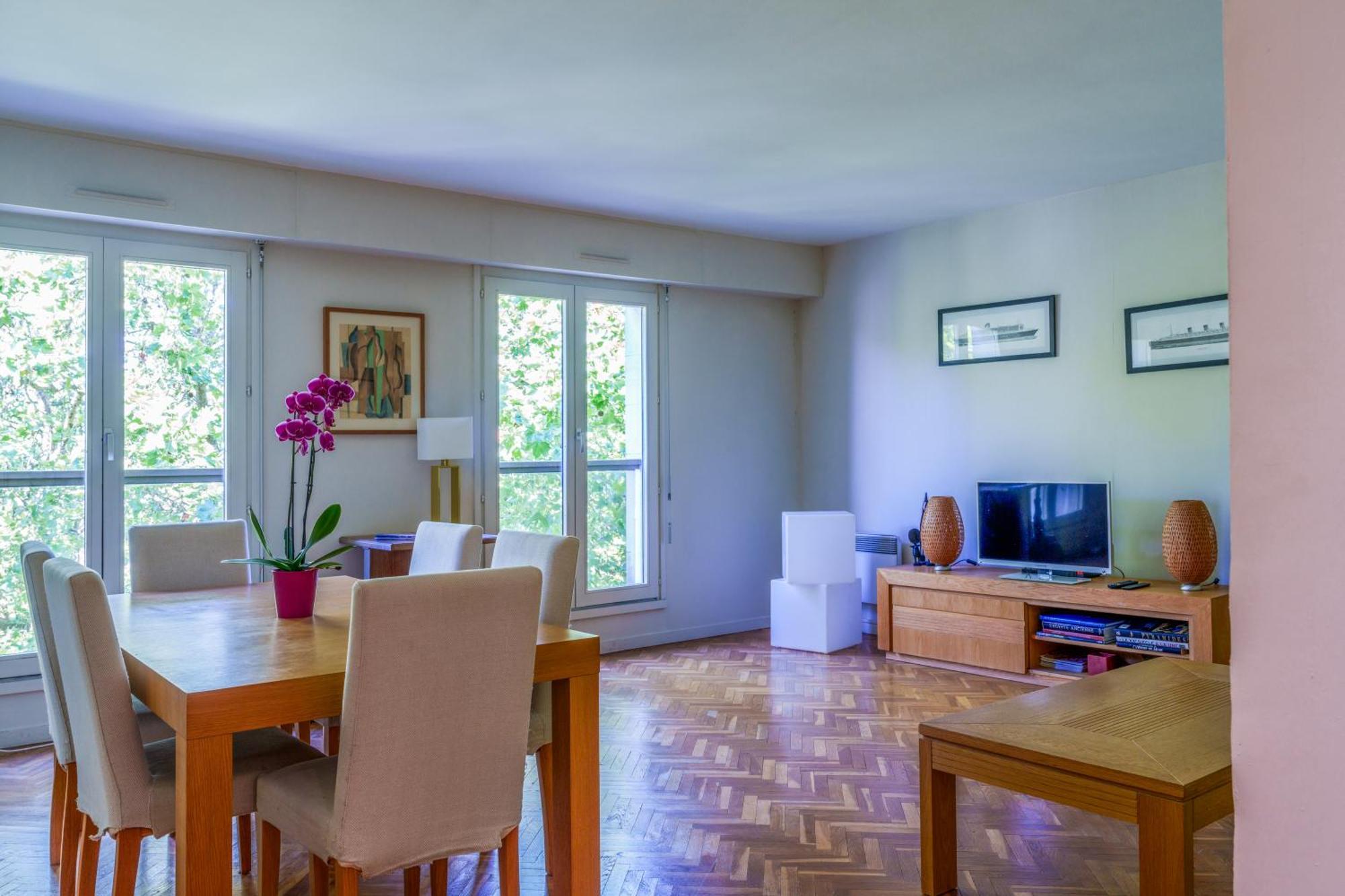 Appartement Centre Avec Parking 4 P Tours